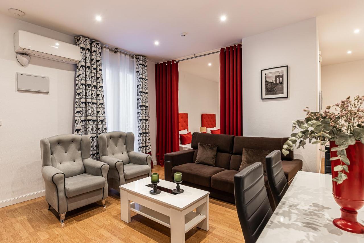 Waou Apartamentos En Sol Confort 8 Madrid Exteriör bild