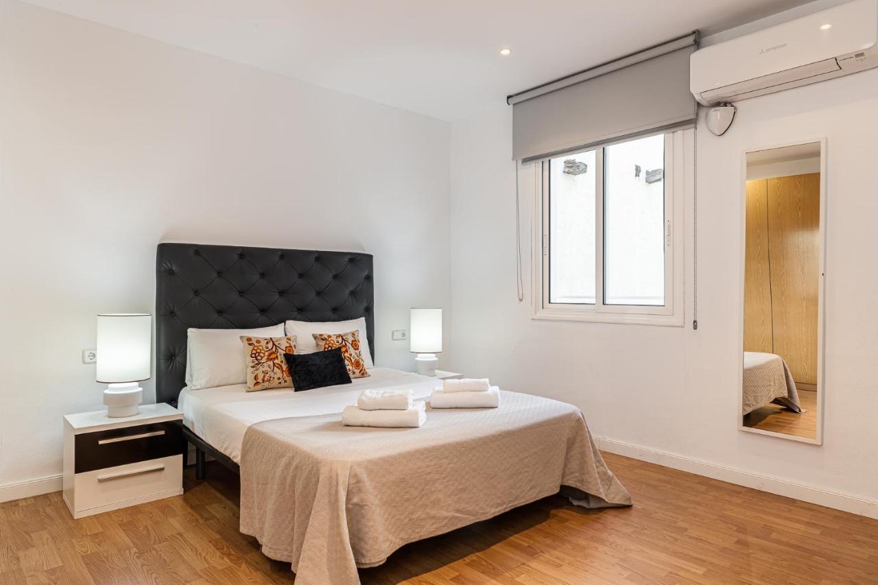 Waou Apartamentos En Sol Confort 8 Madrid Exteriör bild