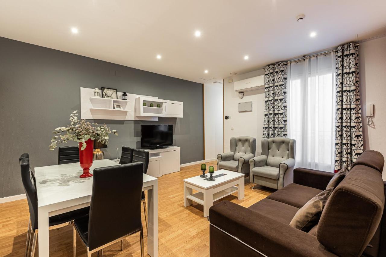 Waou Apartamentos En Sol Confort 8 Madrid Exteriör bild